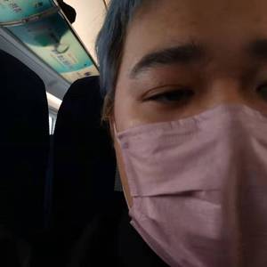 动漫男人玩弄美女的奶头
